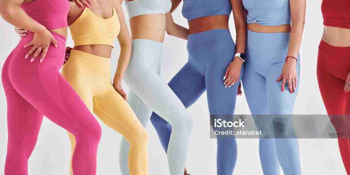 How Seamless Yoga Sets Support Comfort and Flexibility During Yoga