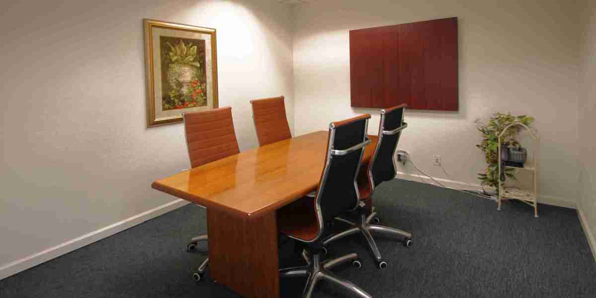 Finding the Perfect Small Office Space to Let for Your Growing Business