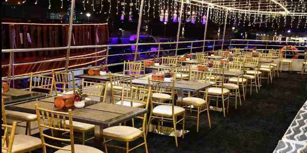 Monalisa Dinner Cruise: Top Reasons to Enjoy a Premium Night in Dubai Marina