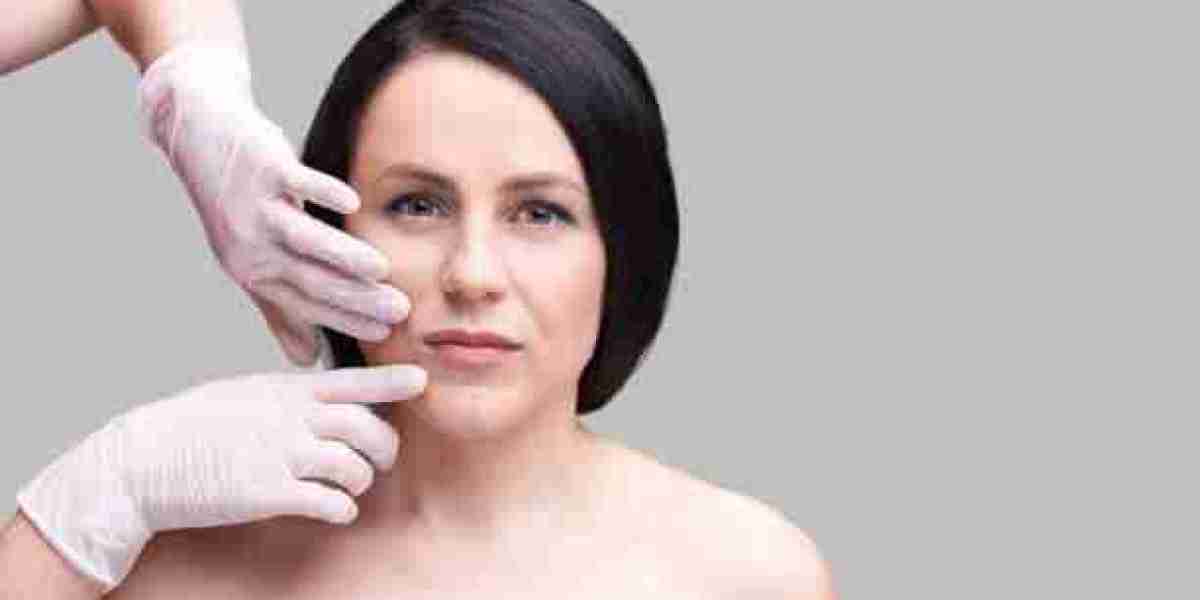 What to Expect from a Hydratouch Facial Session in Riyadh