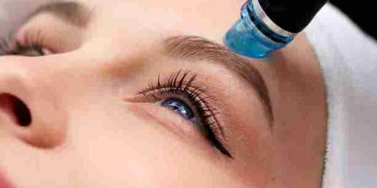 Hydrafacial for Acne and Blemish-Prone Skin in Riyadh