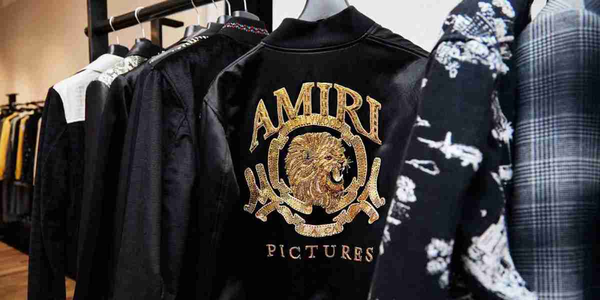 Amiri Street Style T-Shirts – Shop Now