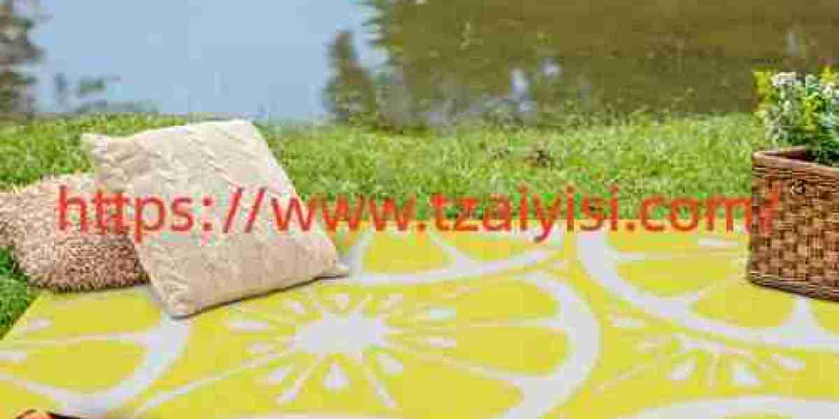 How Can Aiyisi High Quality Outdoor Camping Rug Improve Camping Comfort