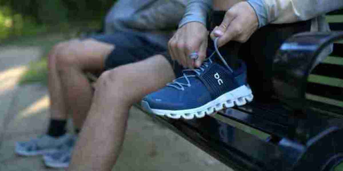 On Cloud London: Premium Running Shoes
