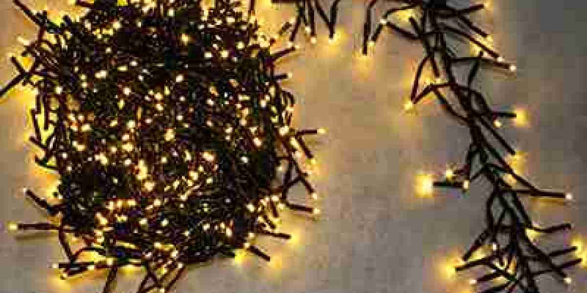 Elegant Holiday Design Concepts Using String Lights
