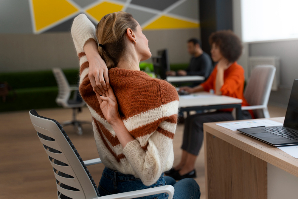 Common Signs Your Office Furniture Is Hurting Employee Productivity - Clear Choiceos