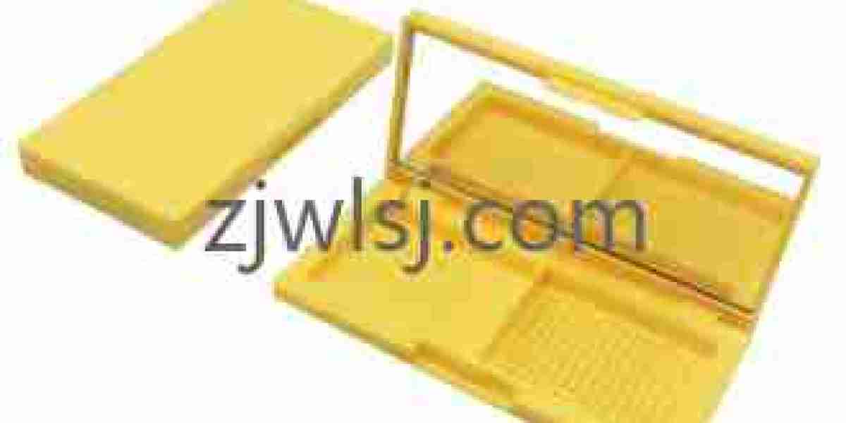 Modern Beauty Containers for Global Product Lines