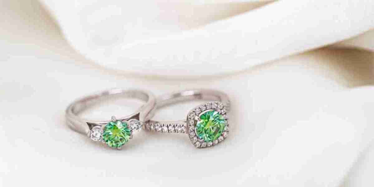 Vintage Style Engagement Rings: Which Designs Are Best for You?