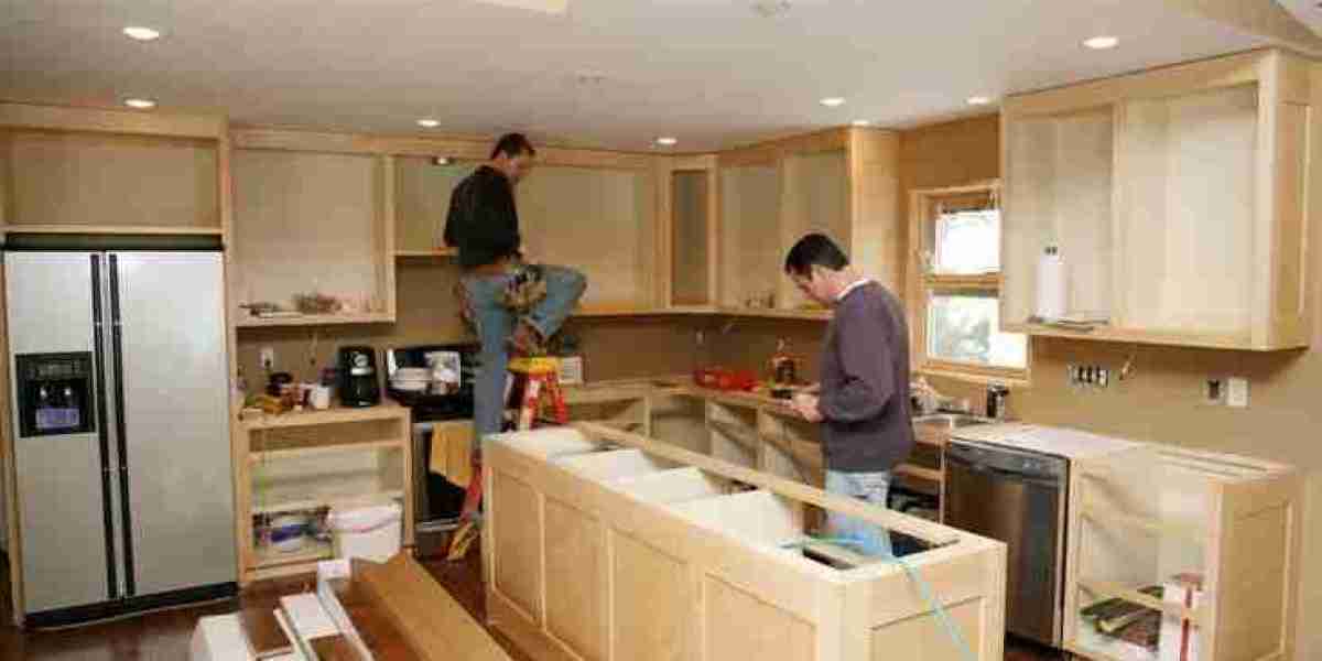 Choosing Hardwood Cabinets for a Lasting Kitchen