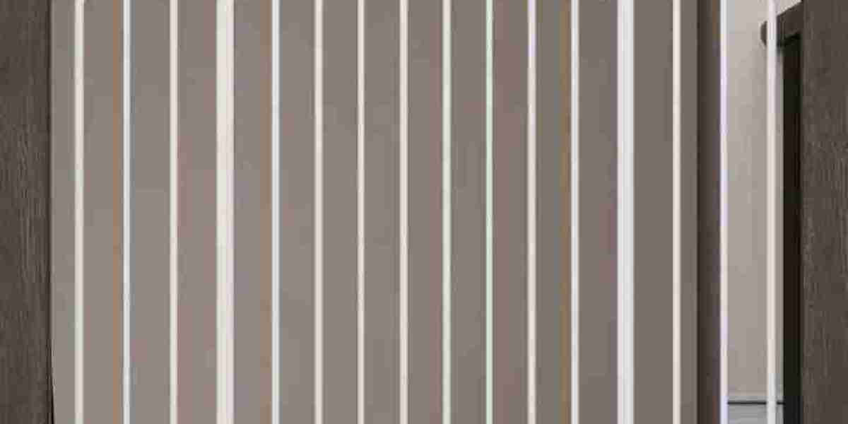 How Does a Baby Safety Gate for Stairs Stay Stable?