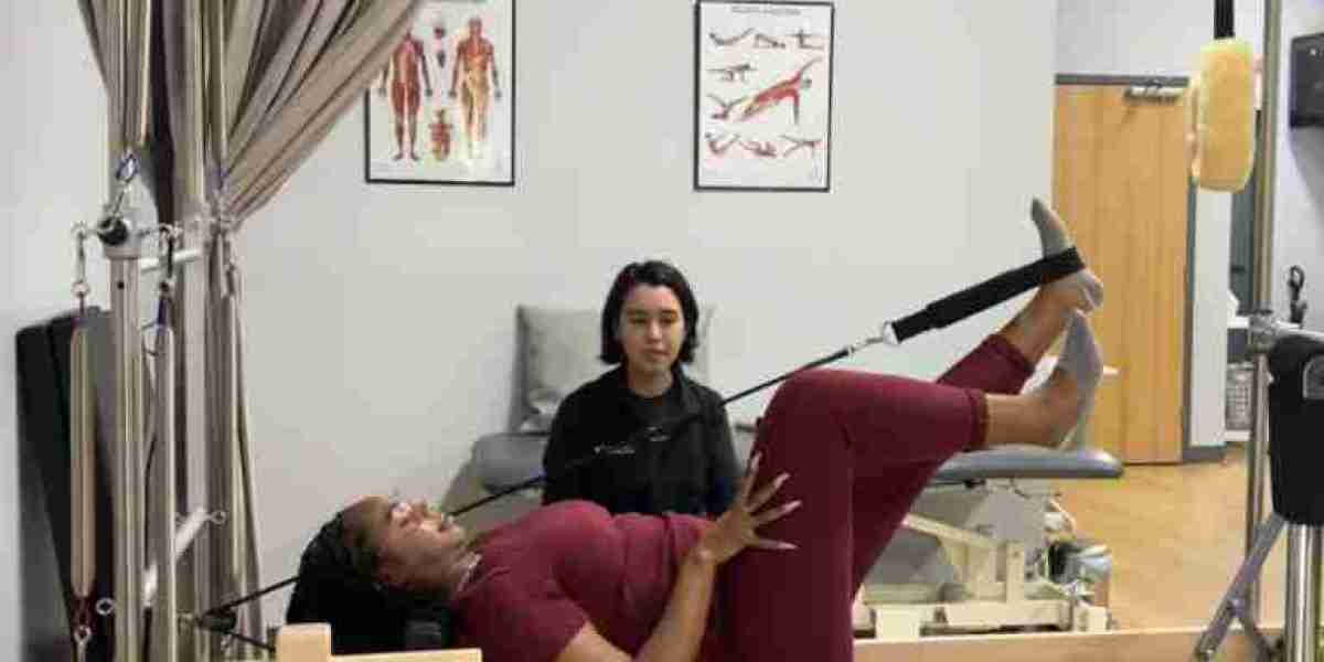 Flexology Studio: How Flexibility-Focused Care Can Improve Your Everyday Movement